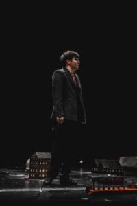 Praga 1941 Escena 2 Raúl Pulido (Foto-Ilde Sandrin)